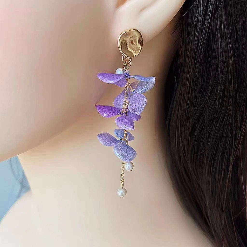Lunalice purple preserved hydrangea bridal earrings - close-up detail of real dried flower and pearl chain tassel