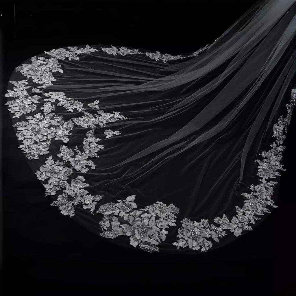 Lunalice V3001 Bridal Veil Back View – Elegant Wedding Veil for Bride