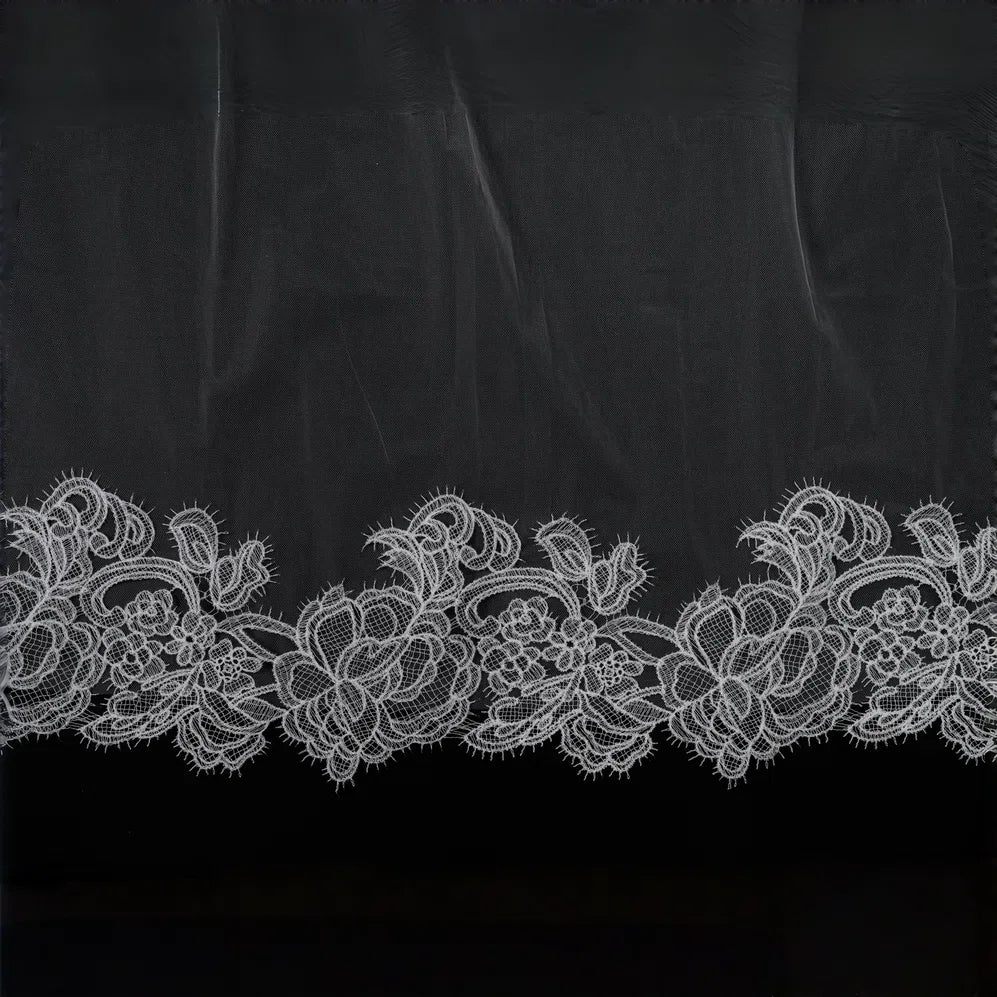 Lunalice V3002 Bridal Veil Back View – Elegant Wedding Veil for Bride