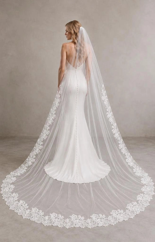 Bride Wearing Lunalice V3002 Wedding Veil – Wedding Veil Styling Inspiration & Romantic Bridal Look
