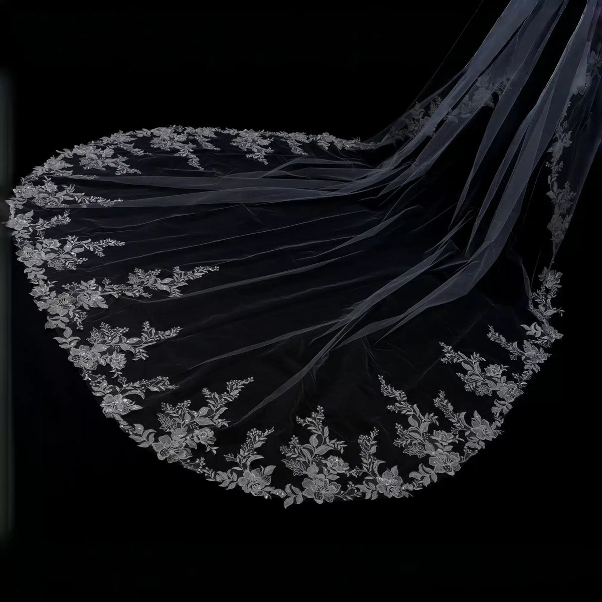 Lunalice V3003 Bridal Veil Back View – Elegant Wedding Veil for Bride