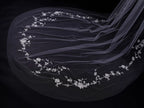 Lunalice V3013 Bridal Veil Side View – Elegant Wedding Veil for Bride