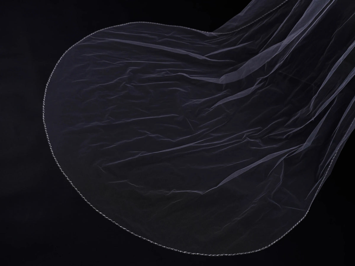 Lunalice V3017 Bridal Veil Side View – Elegant Wedding Veil for Bride